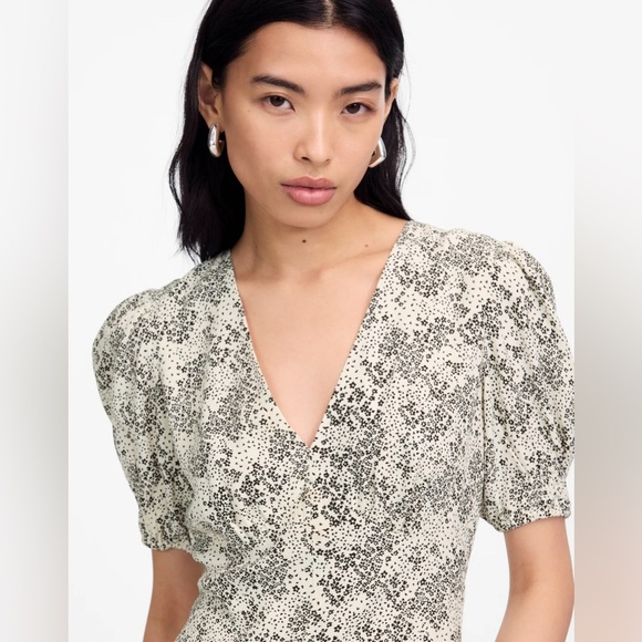 Madewell Puff-Sleeve V-Neck Midi Dress in Floral in Harper Floral Ivory Size 2 - Picture 5 of 12